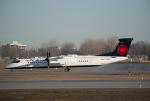 Air Canada Express Q400 about to land